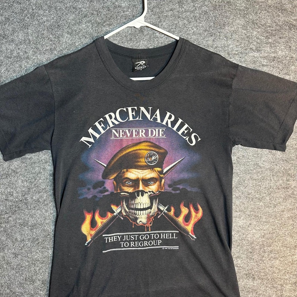 Vintage T-Shirt 3D Military‎ Graphic Size Medium 80s Mercenaries Never Die 1988